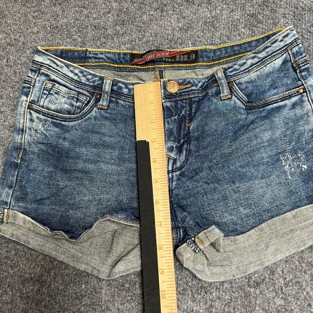 Zara Jean Shorts Womens Size 2 Blue Core Denim Cuffed Distressed Casual Summer